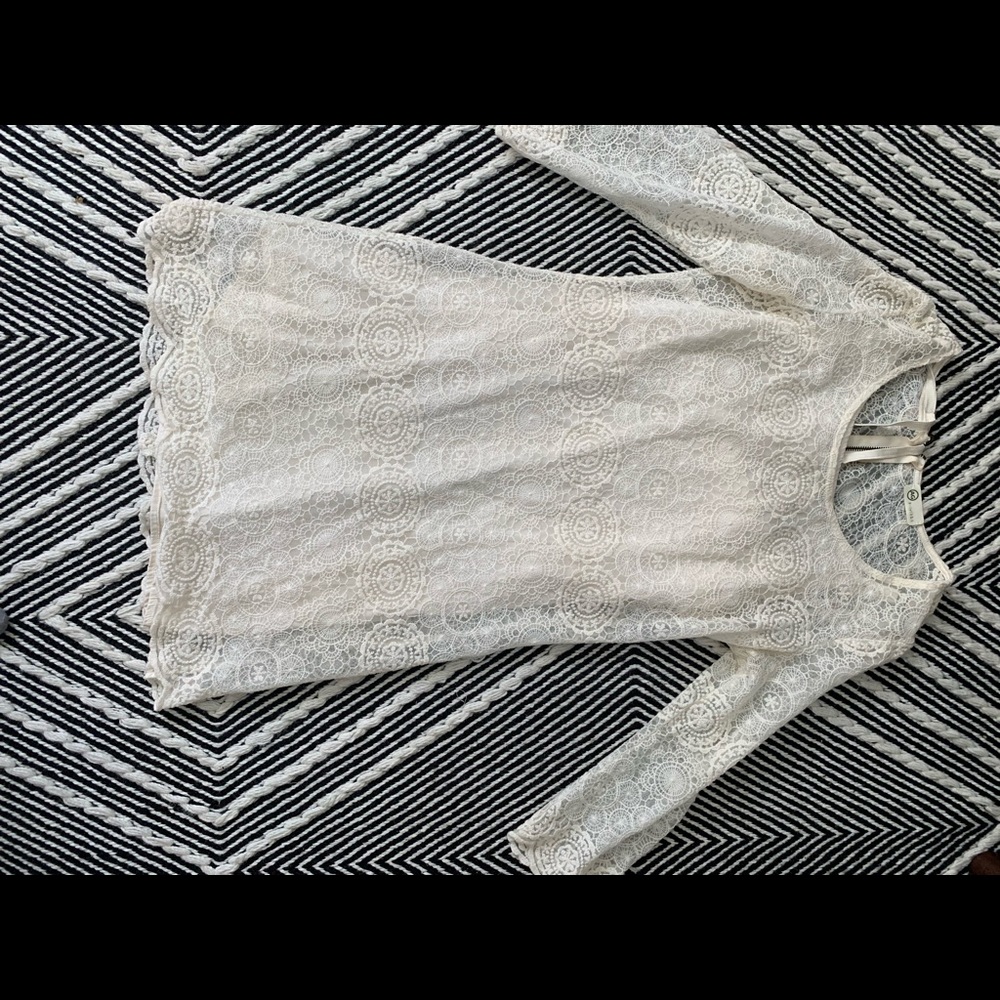 A. G X-Small Lace Dress